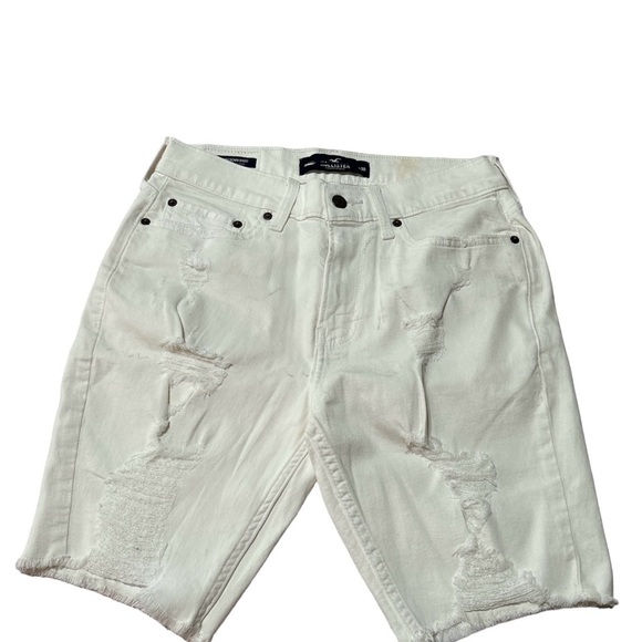 HOLLISTER White Distressed Long Bermuda Size 30 Shorts BNWOT - Picture 1 of 7